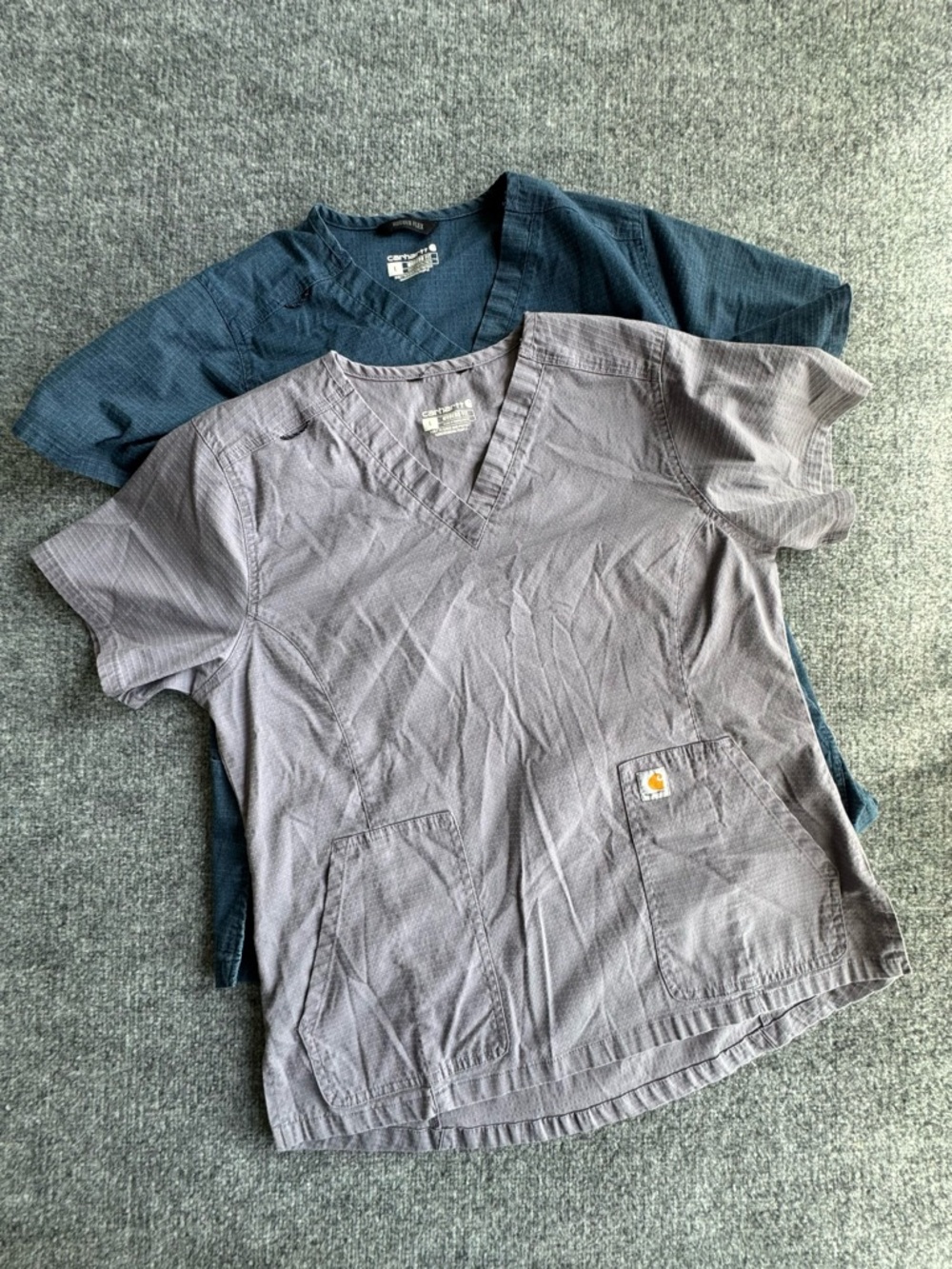 Carhartt Gray and Blue V-Neck Work Scrub Tops Mens Large